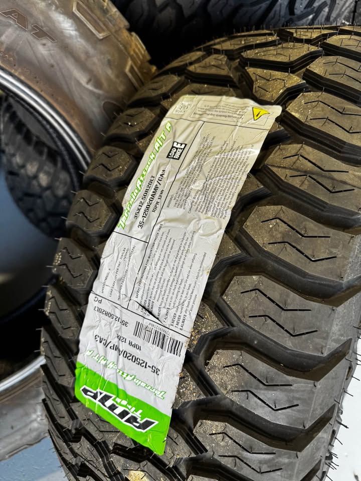 BRAND NEW | 2023 Chevy Silverado LTZ Wheels | 35” Tires