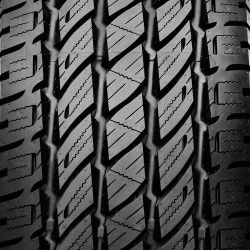 Nitto Dura Grappler 275/55R20