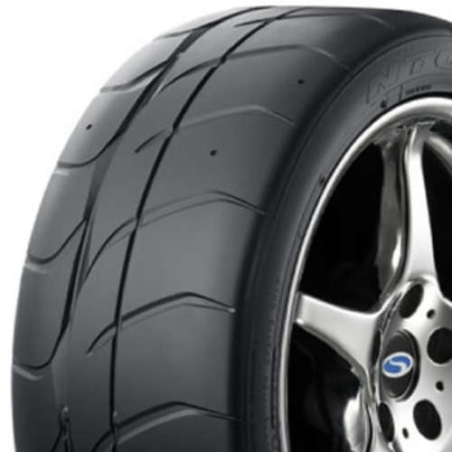 Nitto NT01 335/30ZR18