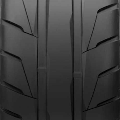 Nitto NT05 265/35ZR18