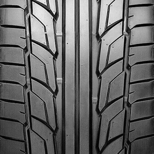 Nitto NT555 G2 295/45ZR18 (Load XL)